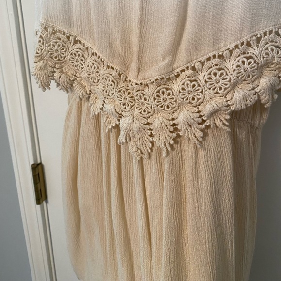 Ombre Lace Pink & Cream Romper - Medium 🪷 - Picture 3 of 6